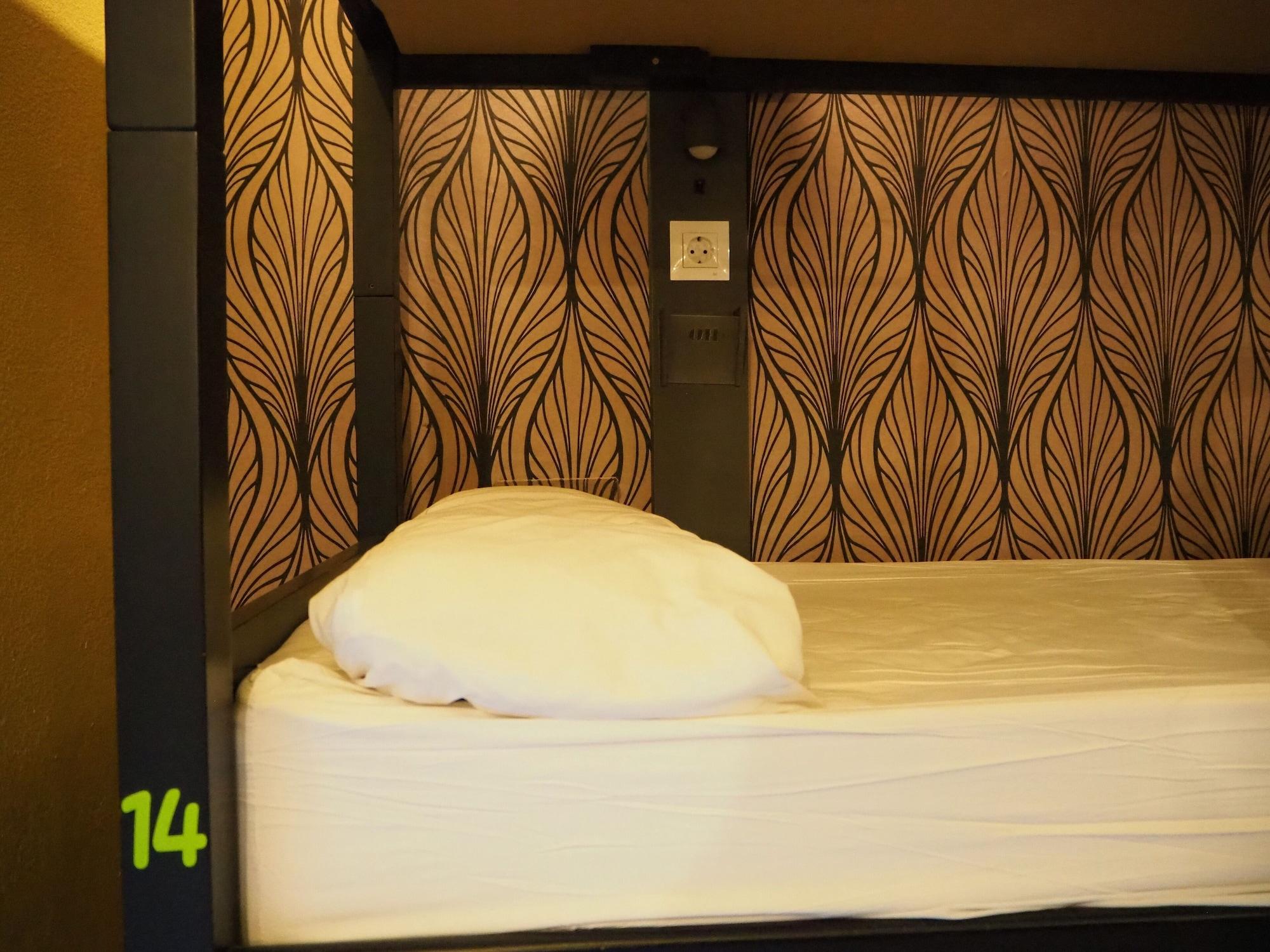 Joy Plaza De Armas Hostel Seville Ngoại thất bức ảnh