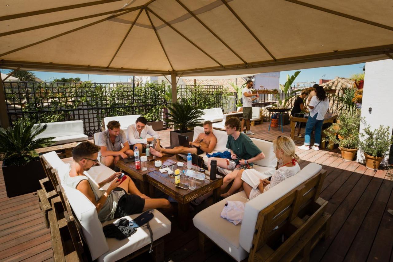 Joy Plaza De Armas Hostel Seville Ngoại thất bức ảnh