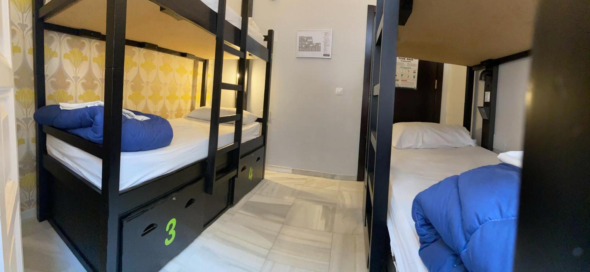 Joy Plaza De Armas Hostel Seville Phòng bức ảnh