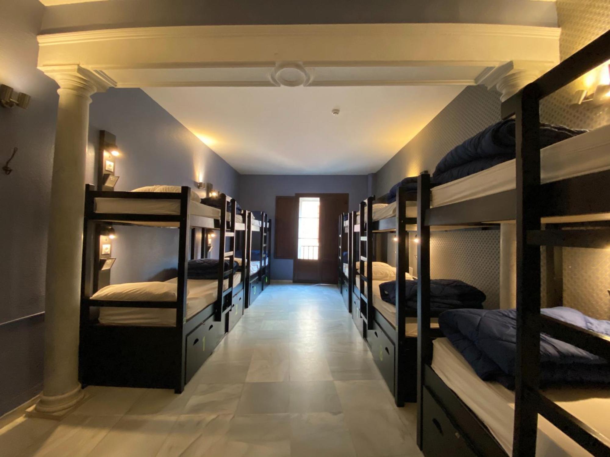 Joy Plaza De Armas Hostel Seville Phòng bức ảnh