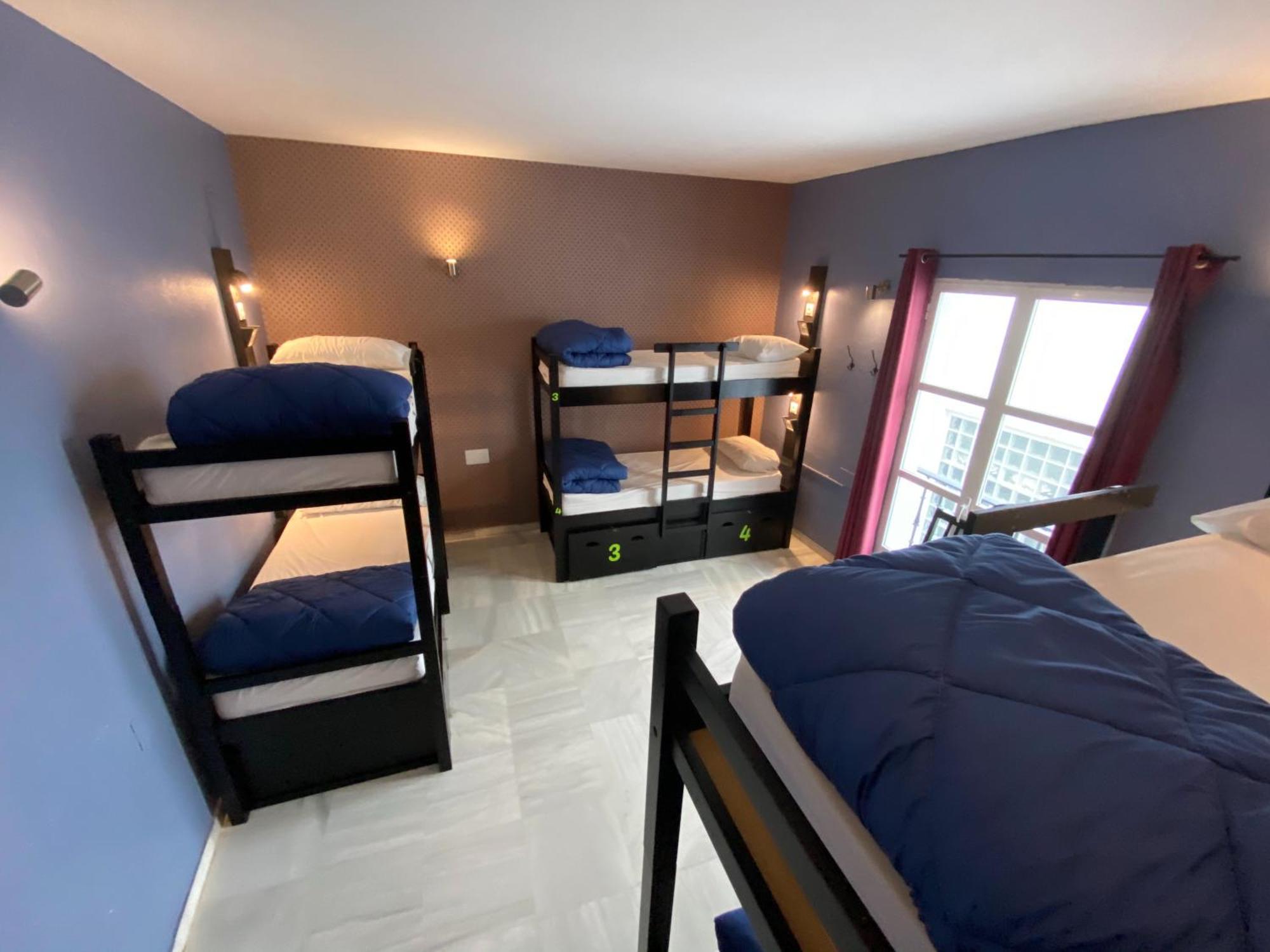 Joy Plaza De Armas Hostel Seville Phòng bức ảnh