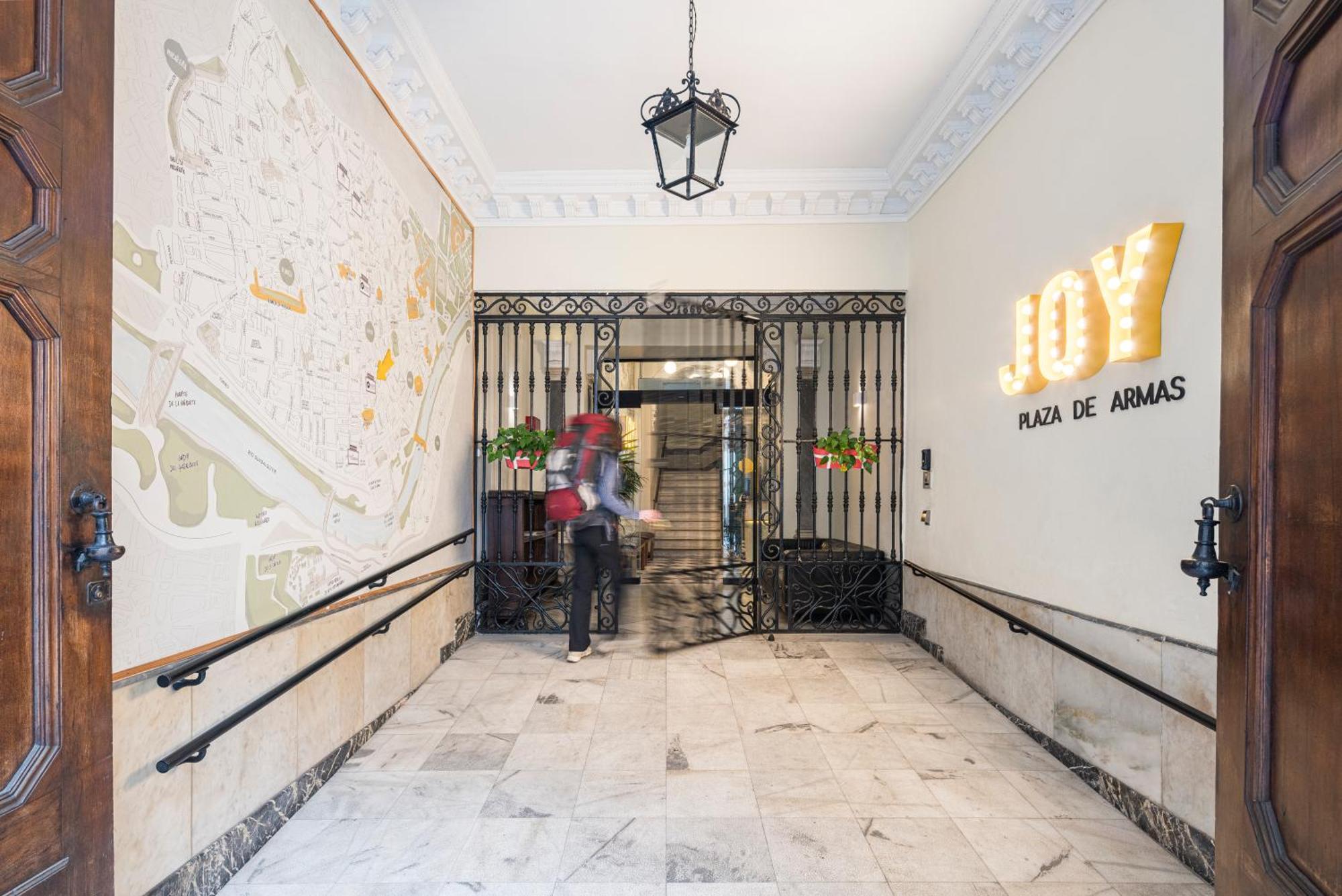 Joy Plaza De Armas Hostel Seville Ngoại thất bức ảnh