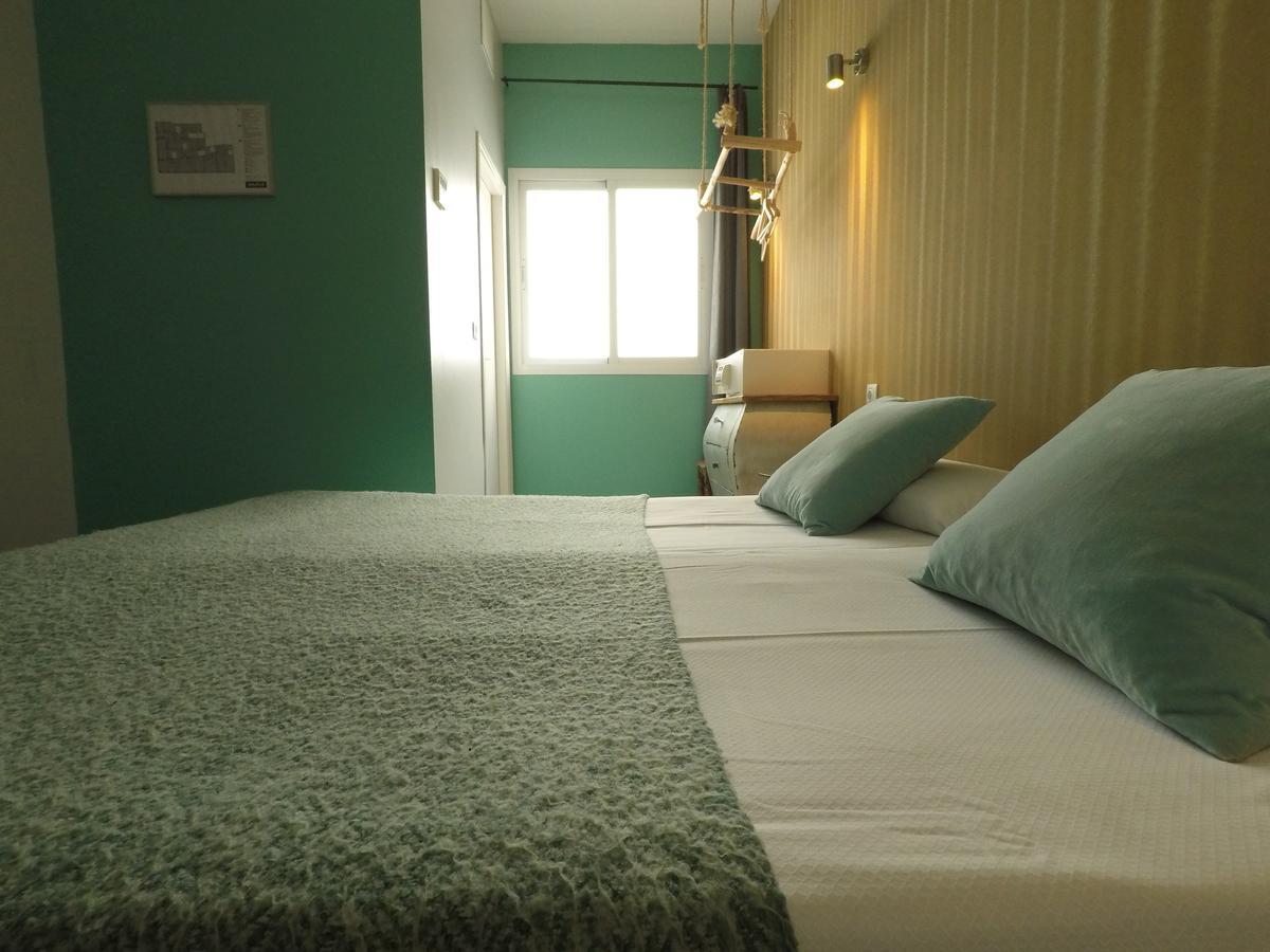 Joy Plaza De Armas Hostel Seville Ngoại thất bức ảnh