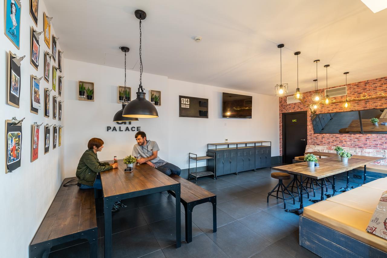 Joy Plaza De Armas Hostel Seville Ngoại thất bức ảnh