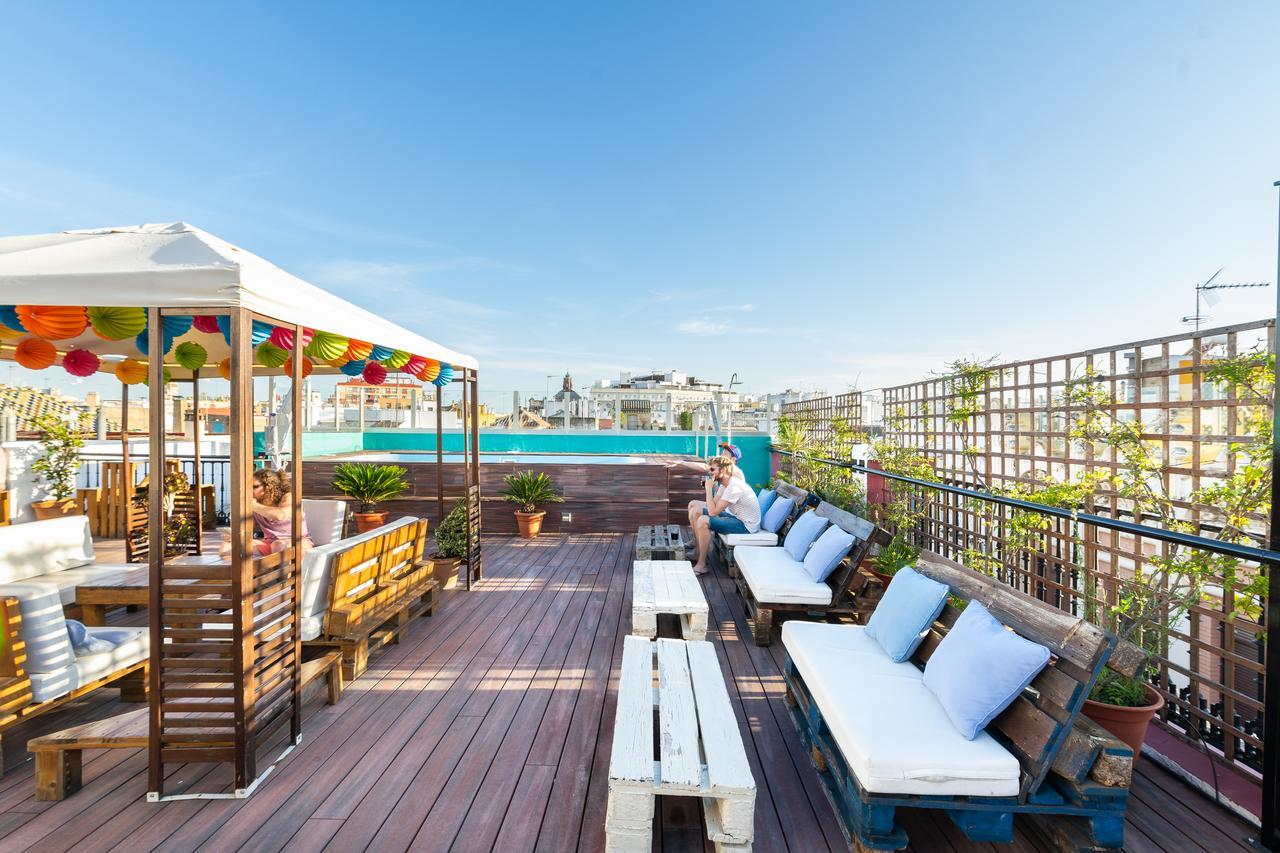 Joy Plaza De Armas Hostel Seville Ngoại thất bức ảnh