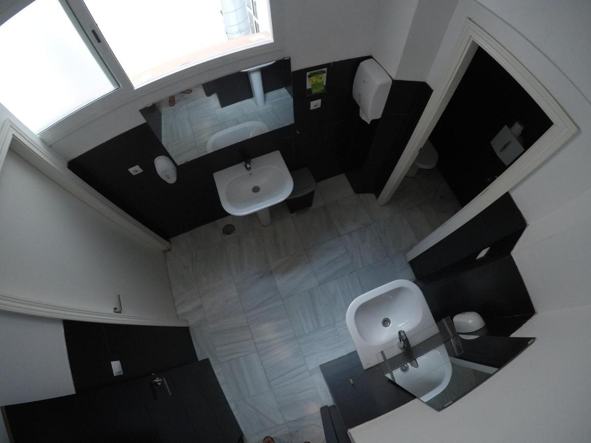 Joy Plaza De Armas Hostel Seville Ngoại thất bức ảnh